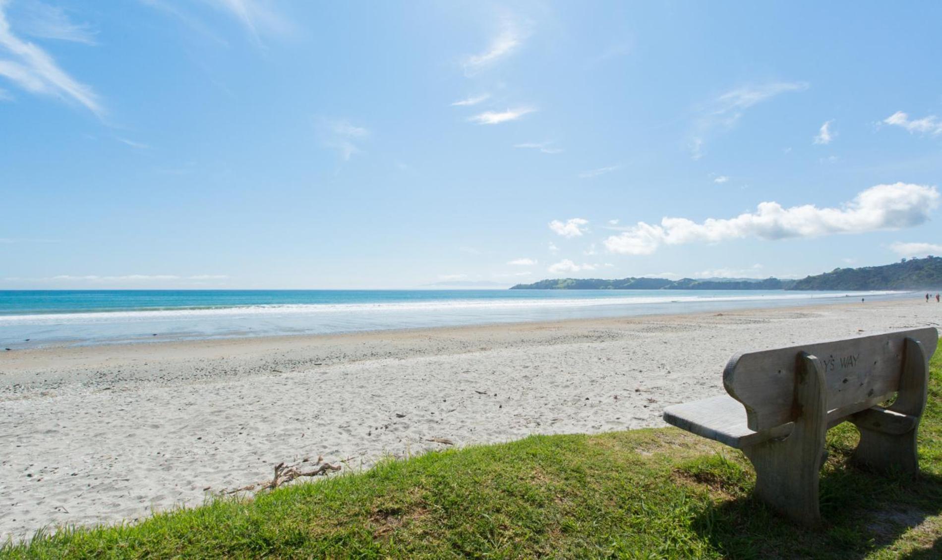 Apartment On The Beach Located At The Sands Onetangi Exterior foto