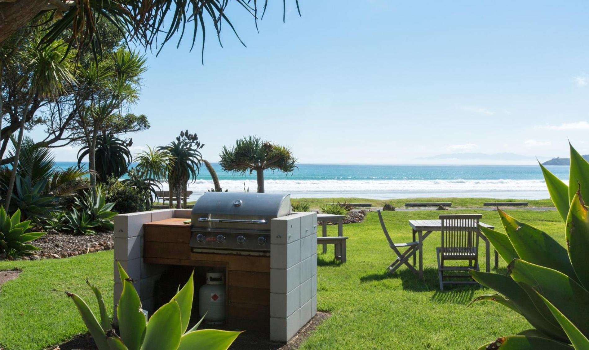 Apartment On The Beach Located At The Sands Onetangi Exterior foto